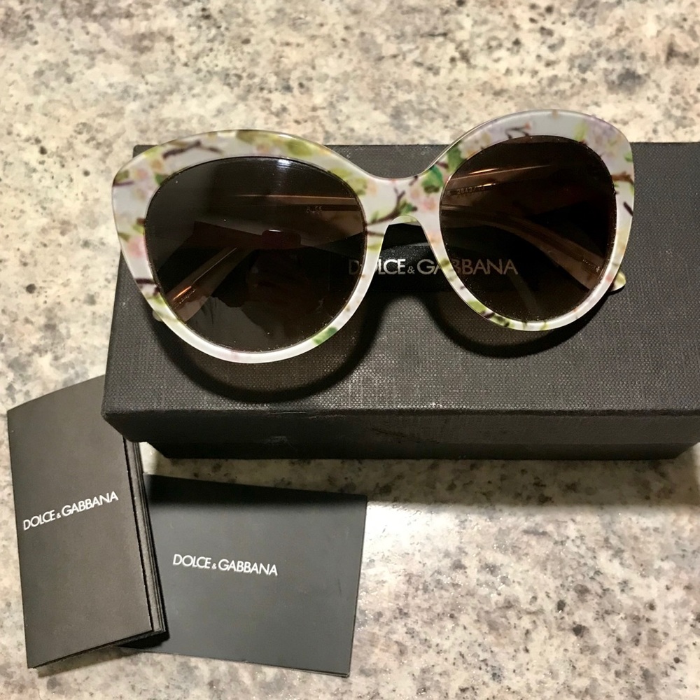 Dolce & Gabbana Sunglasses Aqua Peach Flowers